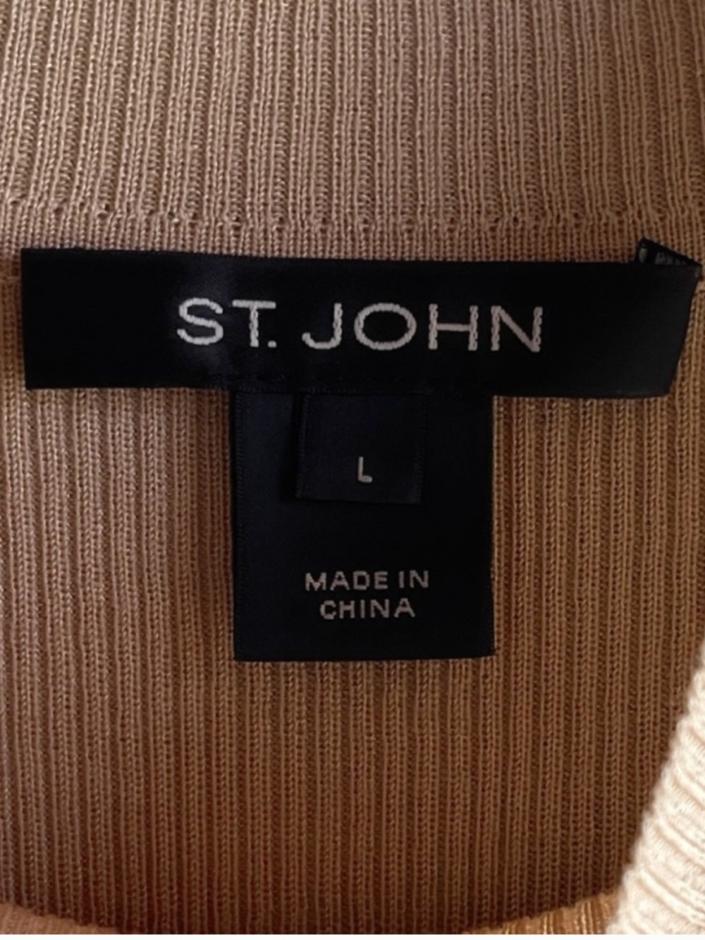 ST. JOHN WOOL BEIGE MOCKNECK SLEEVELESS SHELL SWEATER TOP SZ L - Picture 4 of 9